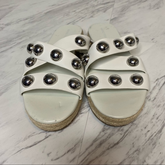 New! Marc Fisher Prisca Ball Studded Sandal 8M - Picture 8 of 11